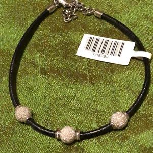 Leather bracelet